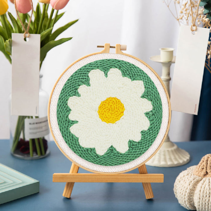 Punch Needle 20x20 Weisses Gänseblümchen