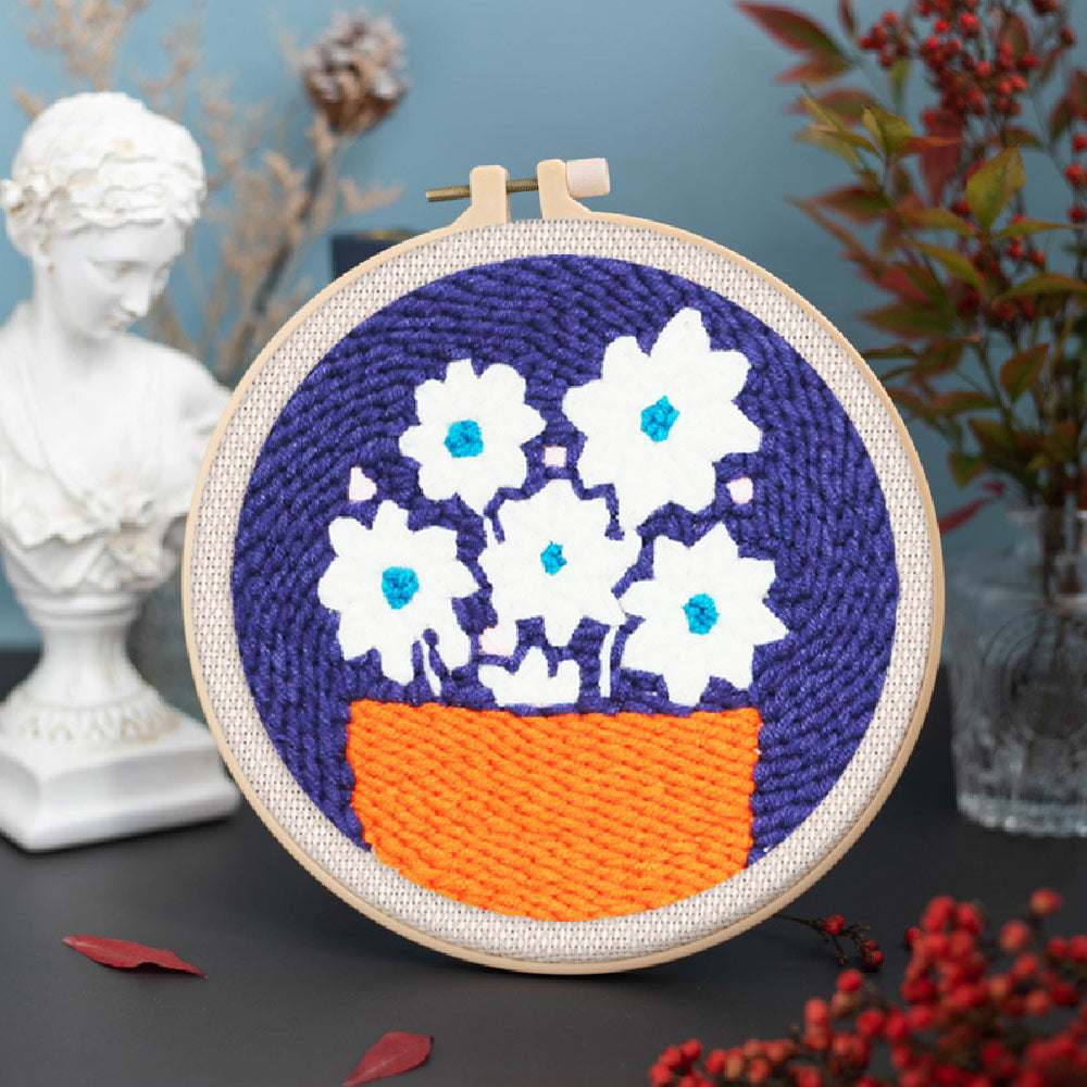 Punch Needle 20x20 Weisse Blumen