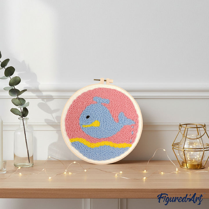 Punch Needle 20 x 20 cm Schwimmender Wal