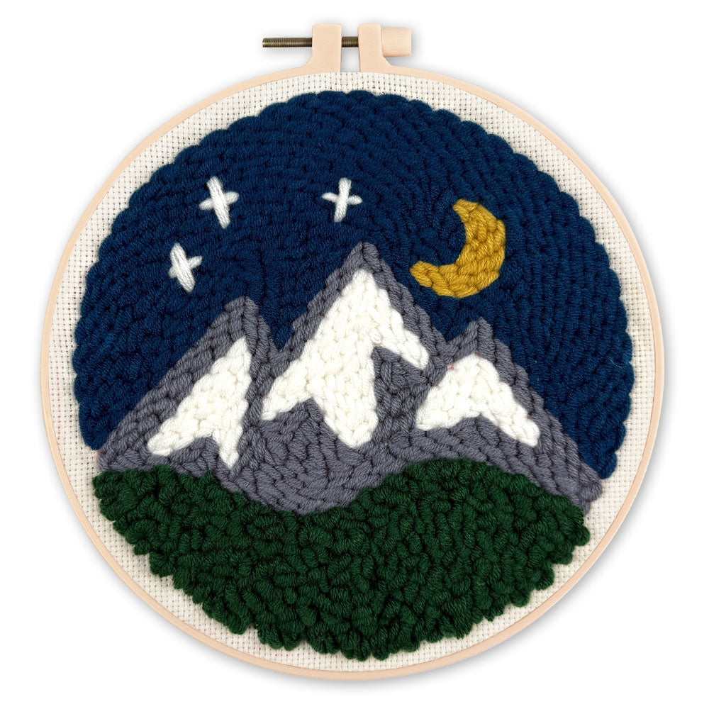 Punch Needle 20 x 20 cm Berge bei Nacht