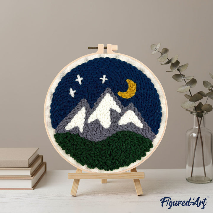 Punch Needle 20 x 20 cm Berge bei Nacht