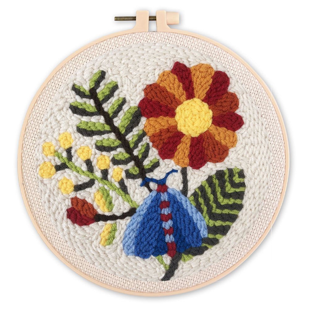Punch Needle 20 x 20 cm Blauer Schmetterling und Blumen