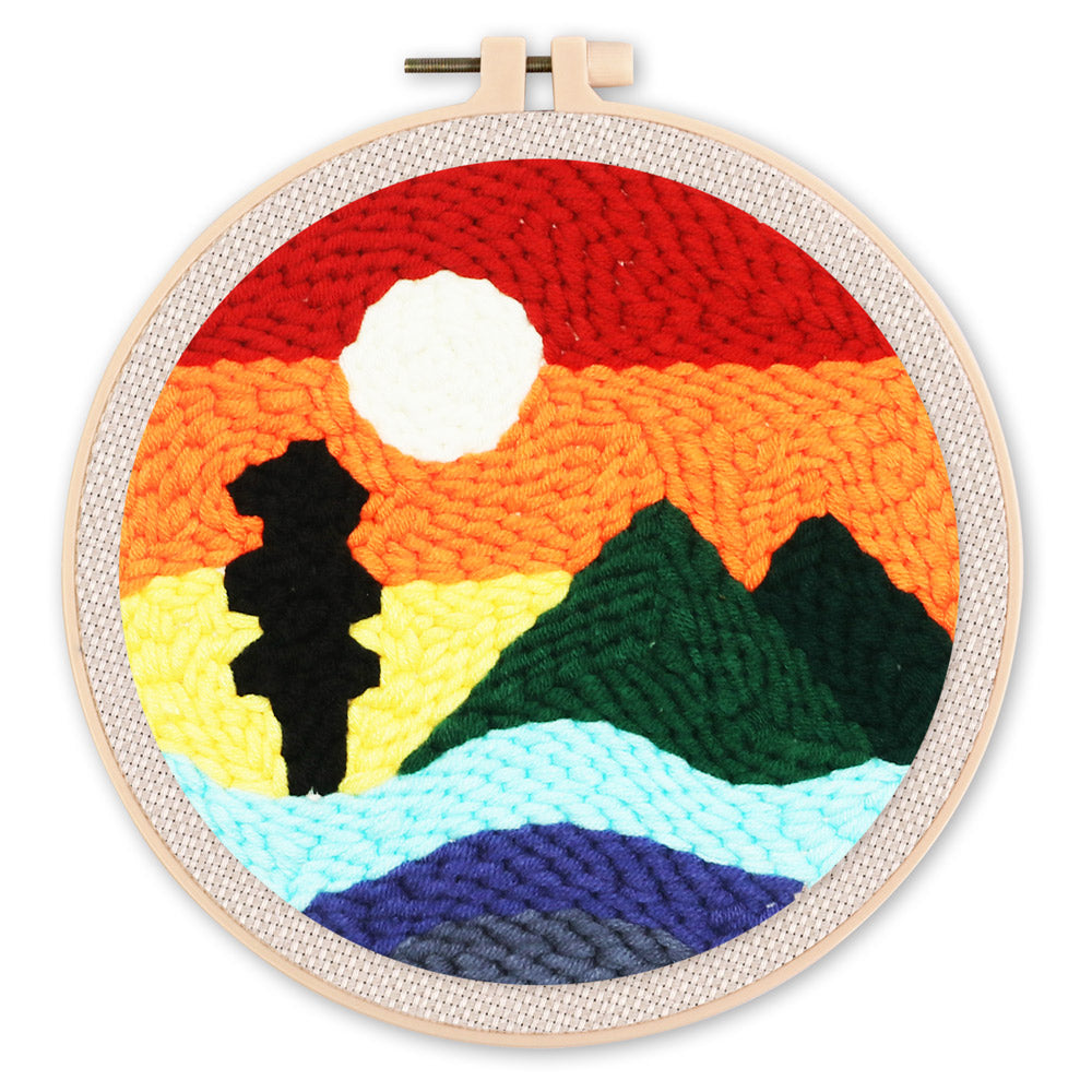 Punch Needle 20x20 Berg und Sonnenuntergang