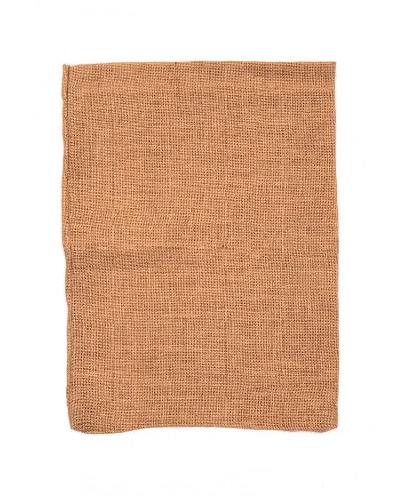 Naturbrauner Jutesack 48x35cm mit grob gewebter Textur als wiederverwendbare Geschenkverpackung