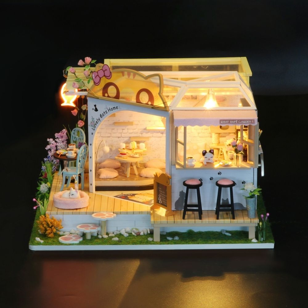Miniaturhaus - Garten des Katzenkaffees - Kidis Art