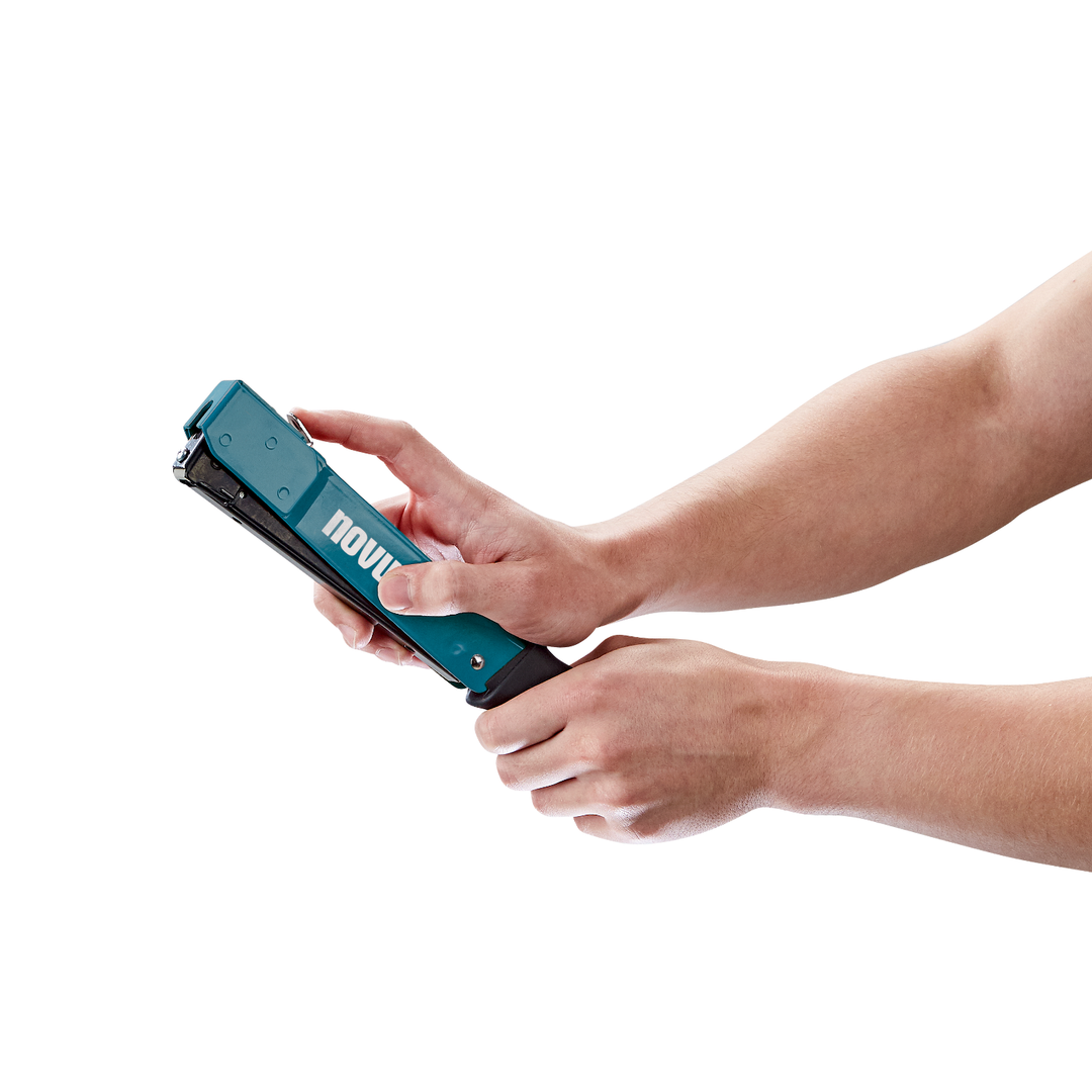 Hammertacker J-033