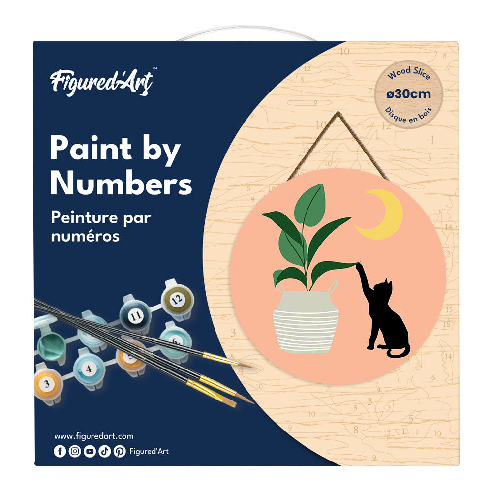 Malen nach Zahlen auf Holzscheibe – Kätzchen und Pflanze im Mondlicht