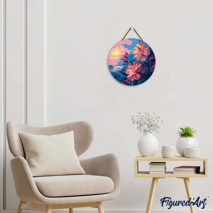 Malen nach Zahlen auf Holzscheibe – Hibiskus bei Sonnenuntergang