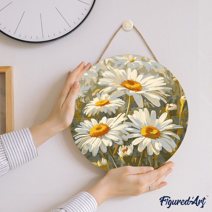 Malen nach Zahlen auf Holzscheibe – Gänseblümchen