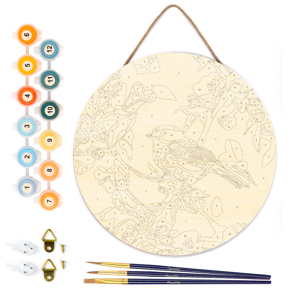 Malen nach Zahlen auf Holzscheibe – Vogel auf einem Ast