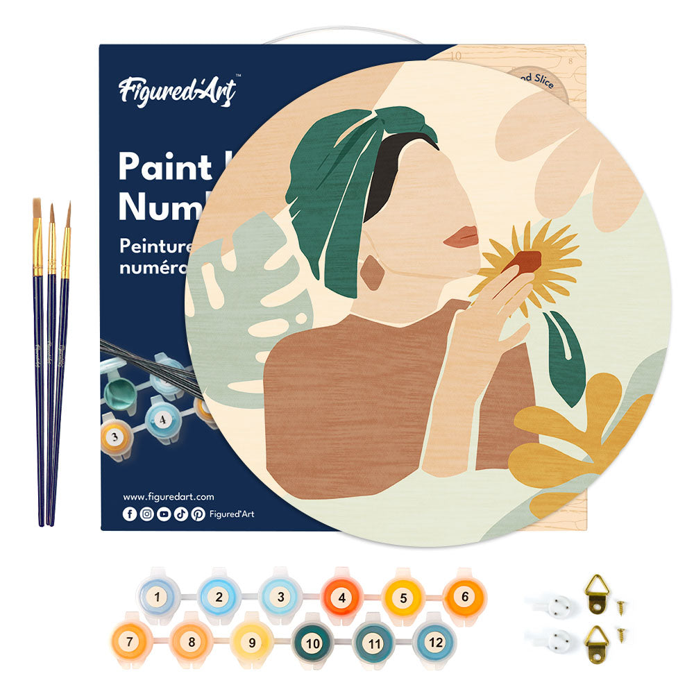 Malen nach Zahlen auf Holzscheibe – Frau mit grünem Turban