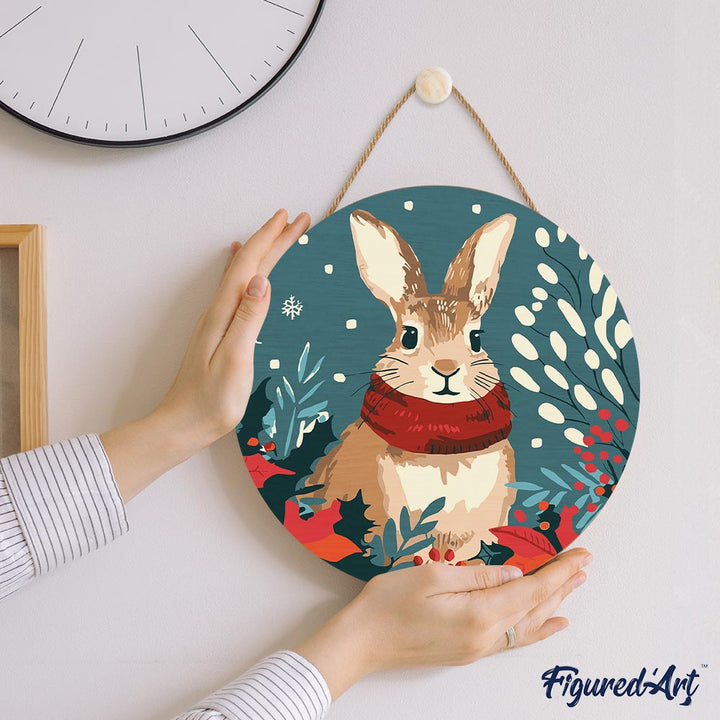 Malen nach Zahlen auf Holzscheibe – Weihnachtshase 