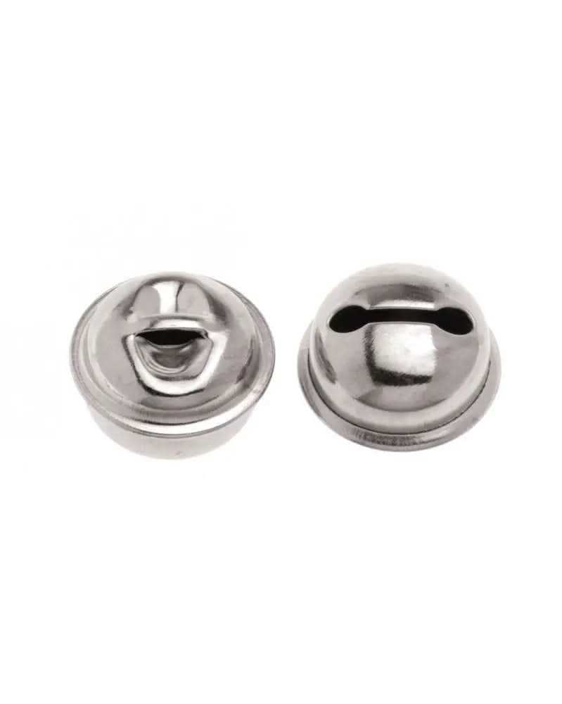 Campanelle d'argento da 22 mm, vista ravvicinata del metallo lucido con fessura di fissaggio