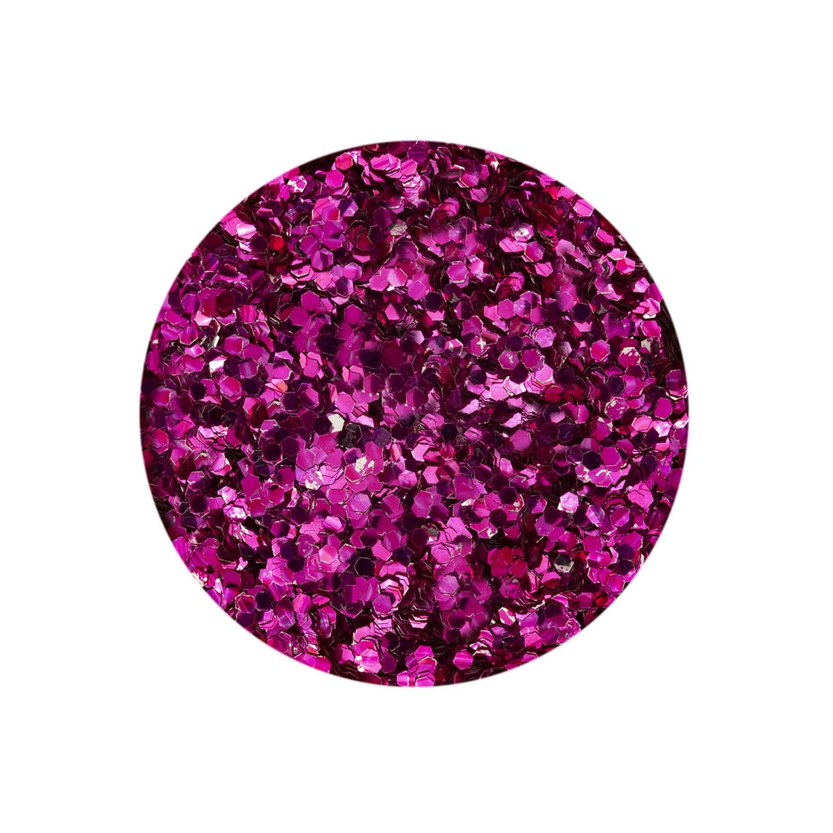 Gros plan de paillettes bio en cellulose fines, magenta vif à structure hexagonale