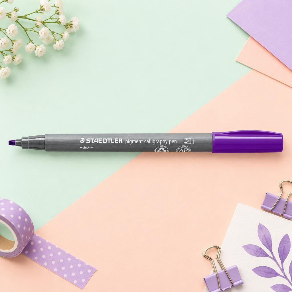Generiert: [1143dda0-8f18-40f6-a370-e9e2c63607a5:1] Hauptbild – pigment calligraphy 375 violett