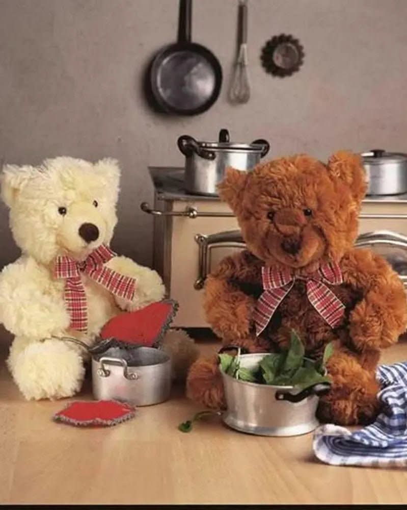 Kuscheltier Teddy Flori 26cm, zum Selberstopfen - Kidis Art