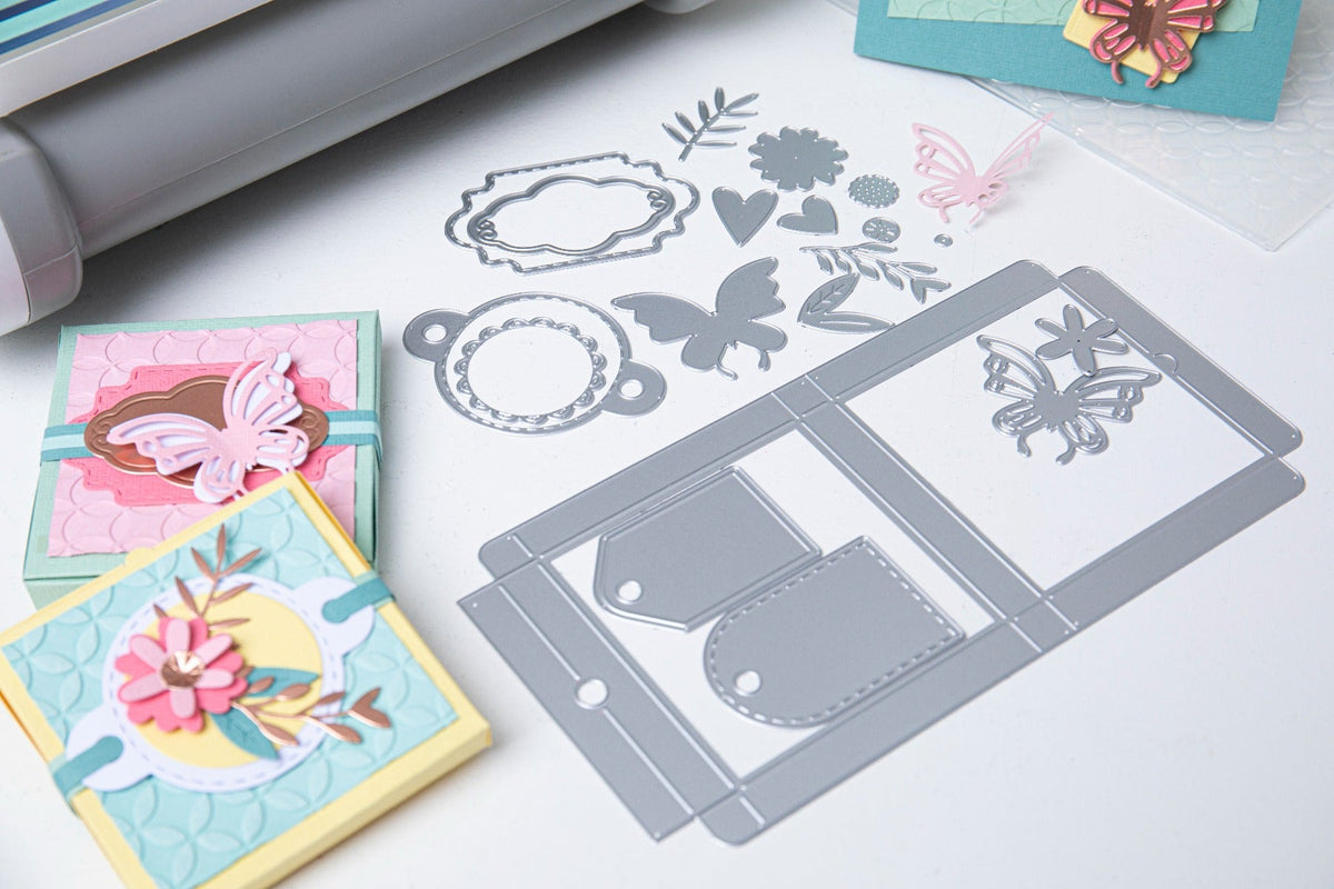 Sizzix Big Shot PLUS Starter Kit 2 - Kidis Art
