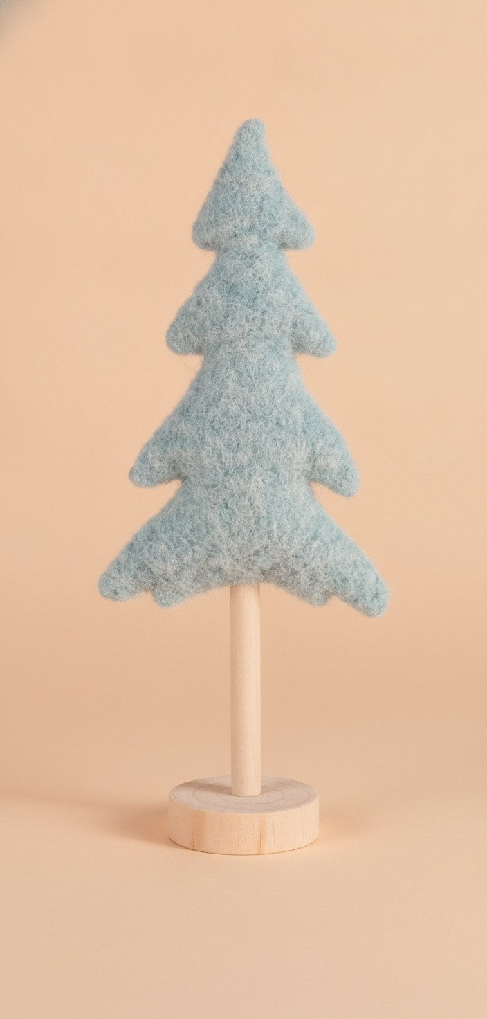 Miniatur-Tannenbaum auf Holzpedestal für Schreibtischdekoration